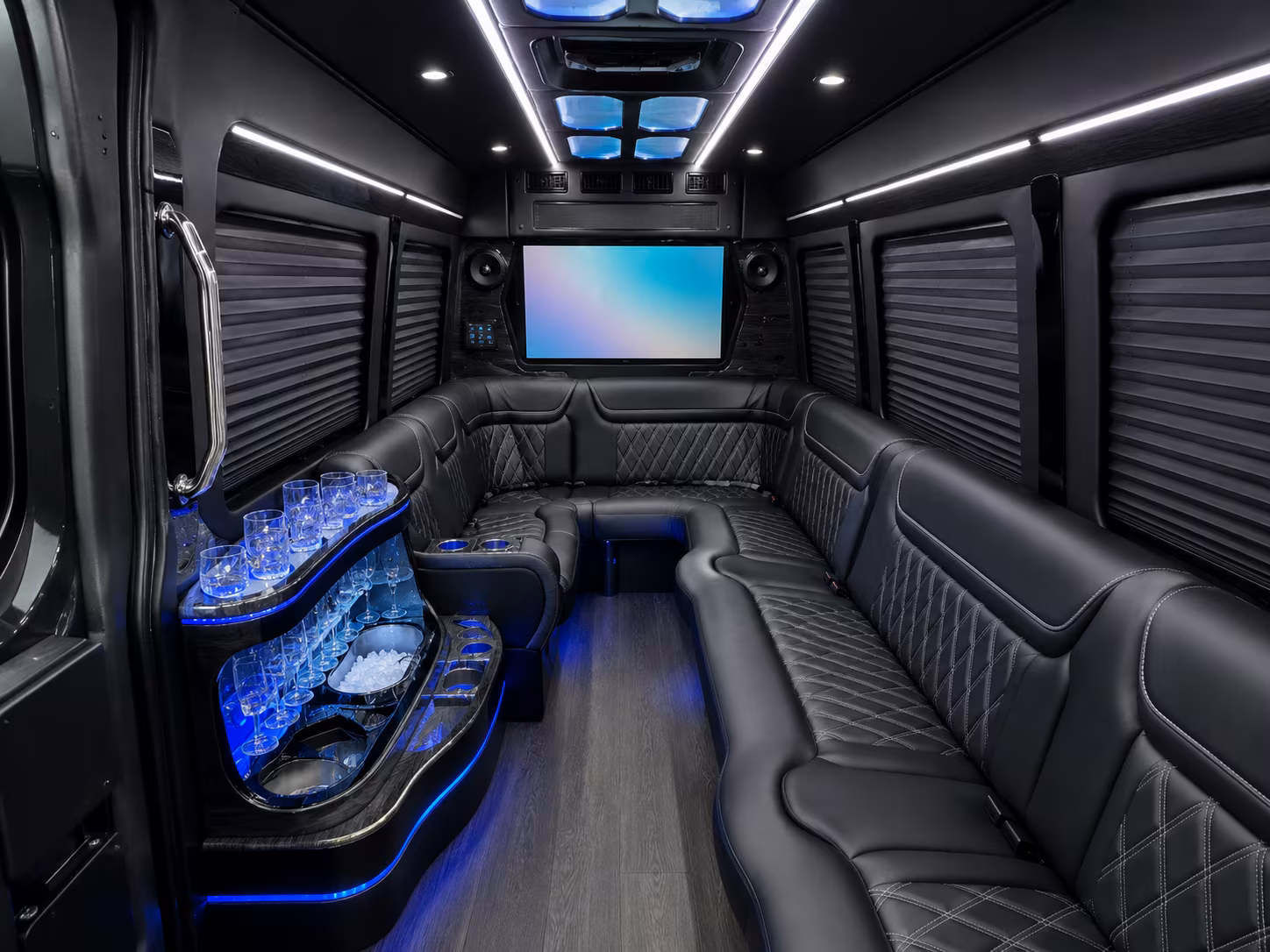 bus rentals for music festival weekends near richmond