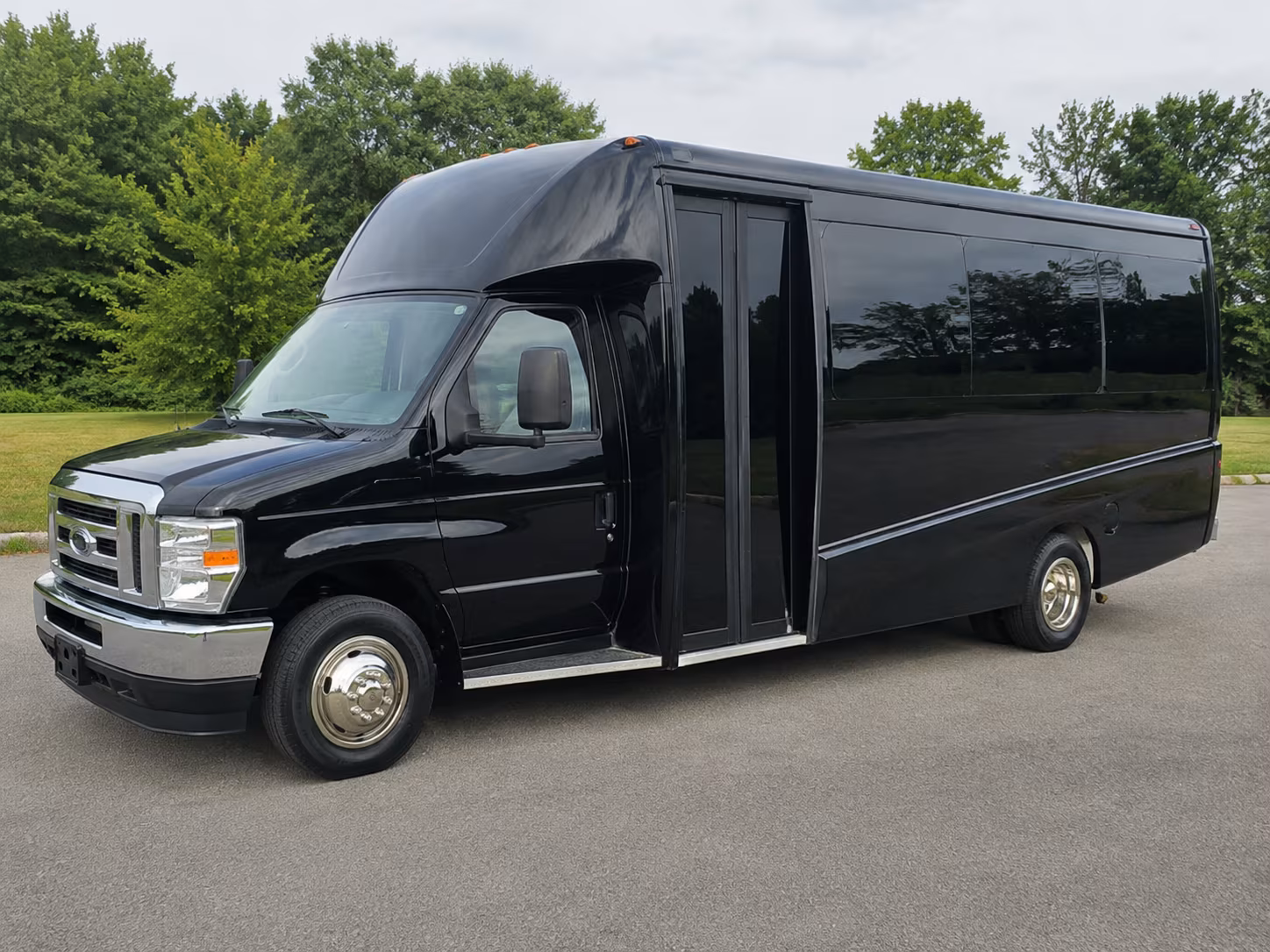 buses for richmond history and living history field trips