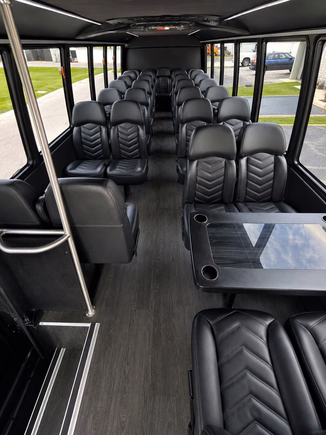 minibus rentals for smaller richmond prom groups