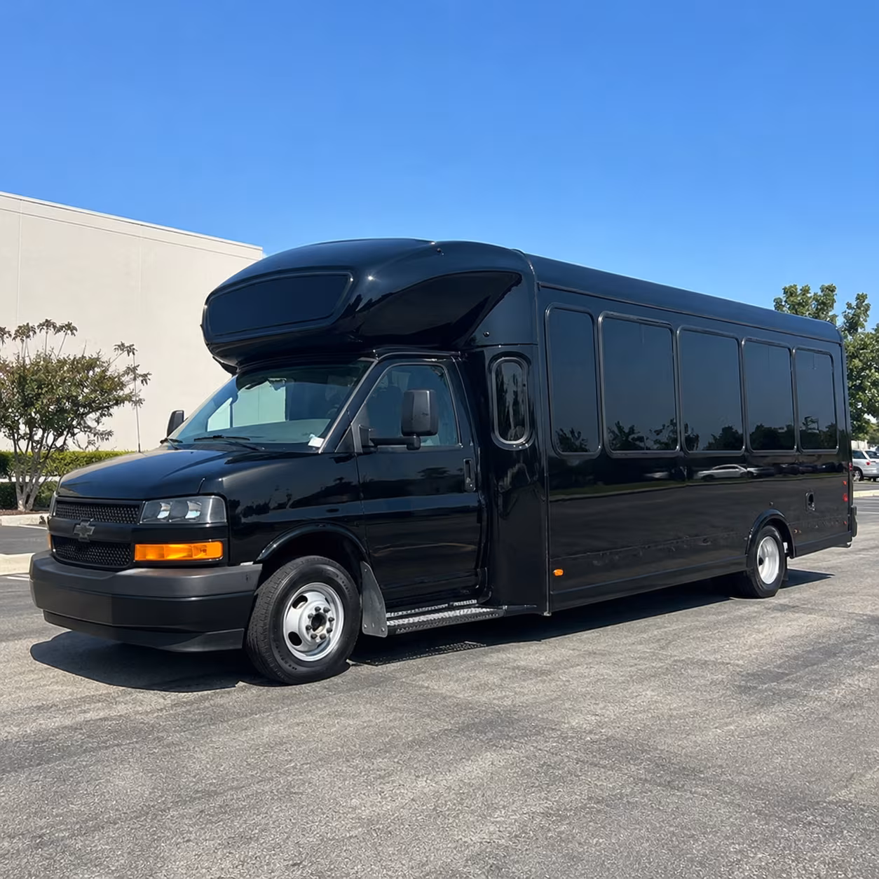 party buses and charter buses for vcu rams basketball games